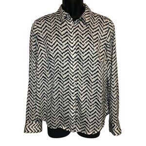 Ann Taylor Women’s Navy/White Long Roll Tab Sleeve Button Up Size 8 Zig Zag